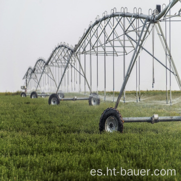 Riego de pivote de centro agrícola profesional